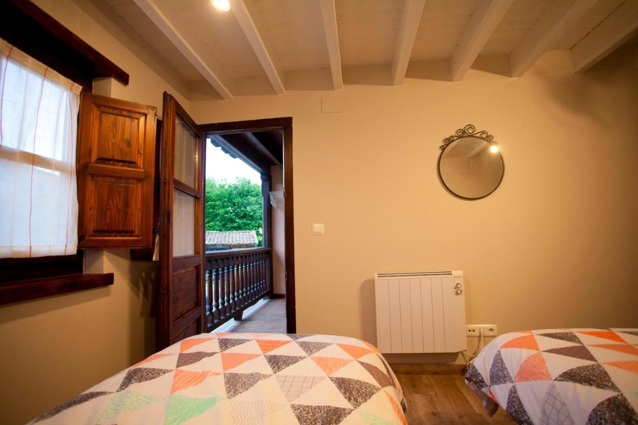 El Balcon Del Horreo Villa Piloña Eksteriør billede