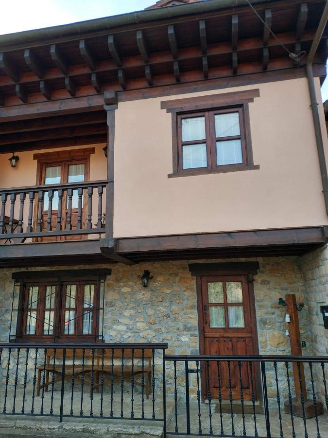 El Balcon Del Horreo Villa Piloña Eksteriør billede